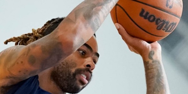 开练&amp;amp;期待新赛季！独行侠官方晒新援拉塞尔多张训练照