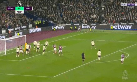 1636316445859098942.gif